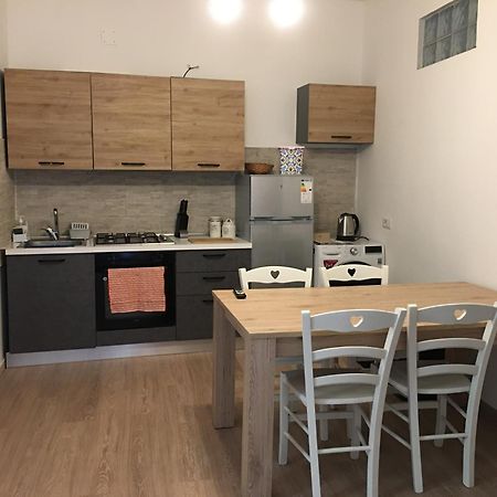 卡塔尼亚La Casa Nell'Antico Cortile公寓 外观 照片